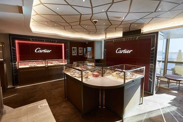 Puxan Majestic Princess 2017 - 110A6184 Shops