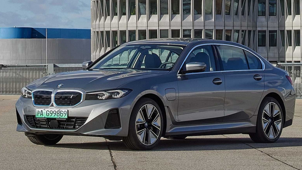全新bmw電動3系列發表530公里續航里程表現亮眼 地球黃金線