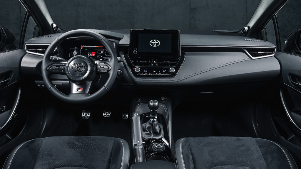 GR Corolla車內透過專屬元素點綴提升性能風格。(圖片來源/ Toyota)