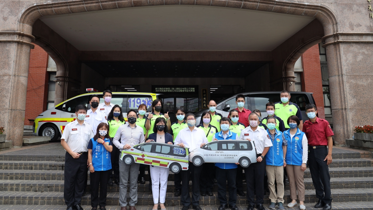 Hyundai Staria救護車上路！　三陽工業捐贈竹縣來提升在地醫療能量
