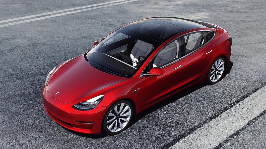 Tesla將跌落神壇？　研究預測Ford與GM在2025年反超逆襲