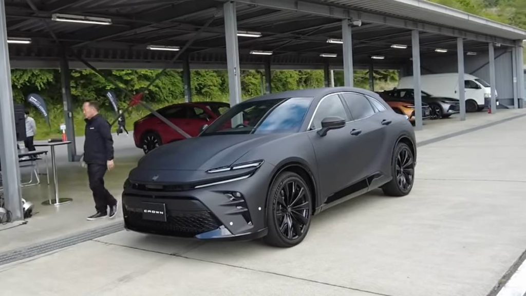 Toyota Crown Sport原型車自帶「法拉利即視感」 日本規格與登場時間公開 地球黃金線