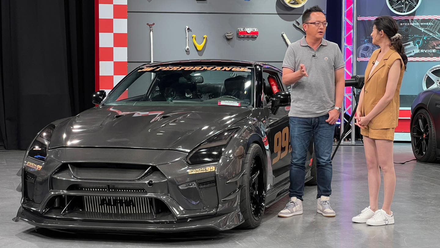 This 2010 Nissan GT-R With $80k Worth Of Mods Is Not For The Purists