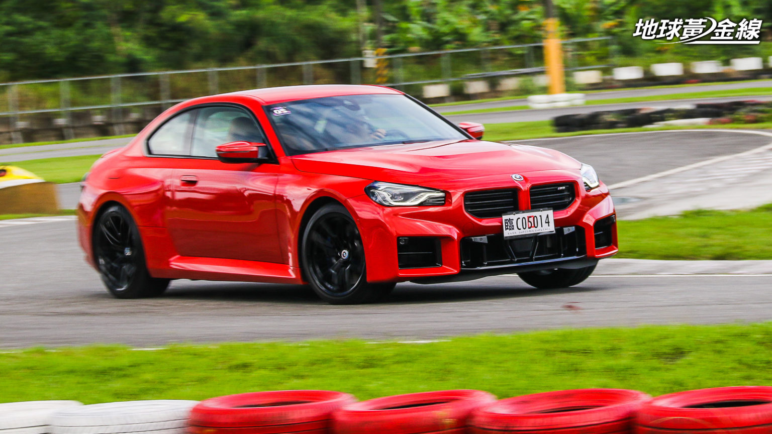 試駕／BMW M2真的是太好玩了！ 末代純燃油後驅M Power錯過不再有 地球黃金線