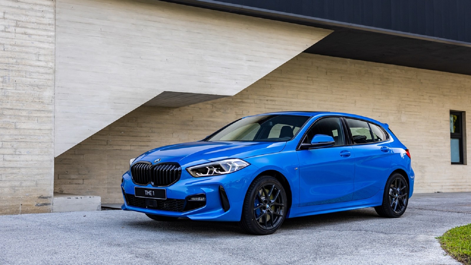 24年式bmw 1 Series漲價2至6萬元 118i Edition M以上全面升級全景天窗 地球黃金線