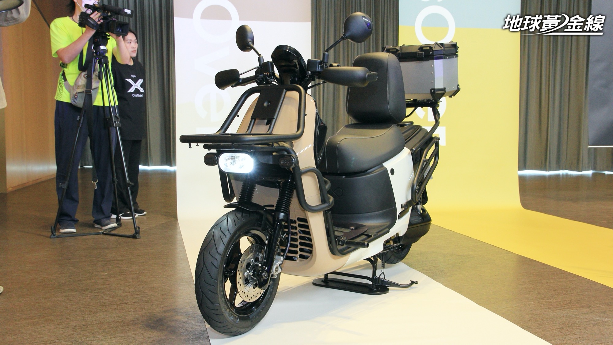 Gogoro CrossOver正式登場！ 「二輪跨界休旅」創造更多可能 | 地球黃金線