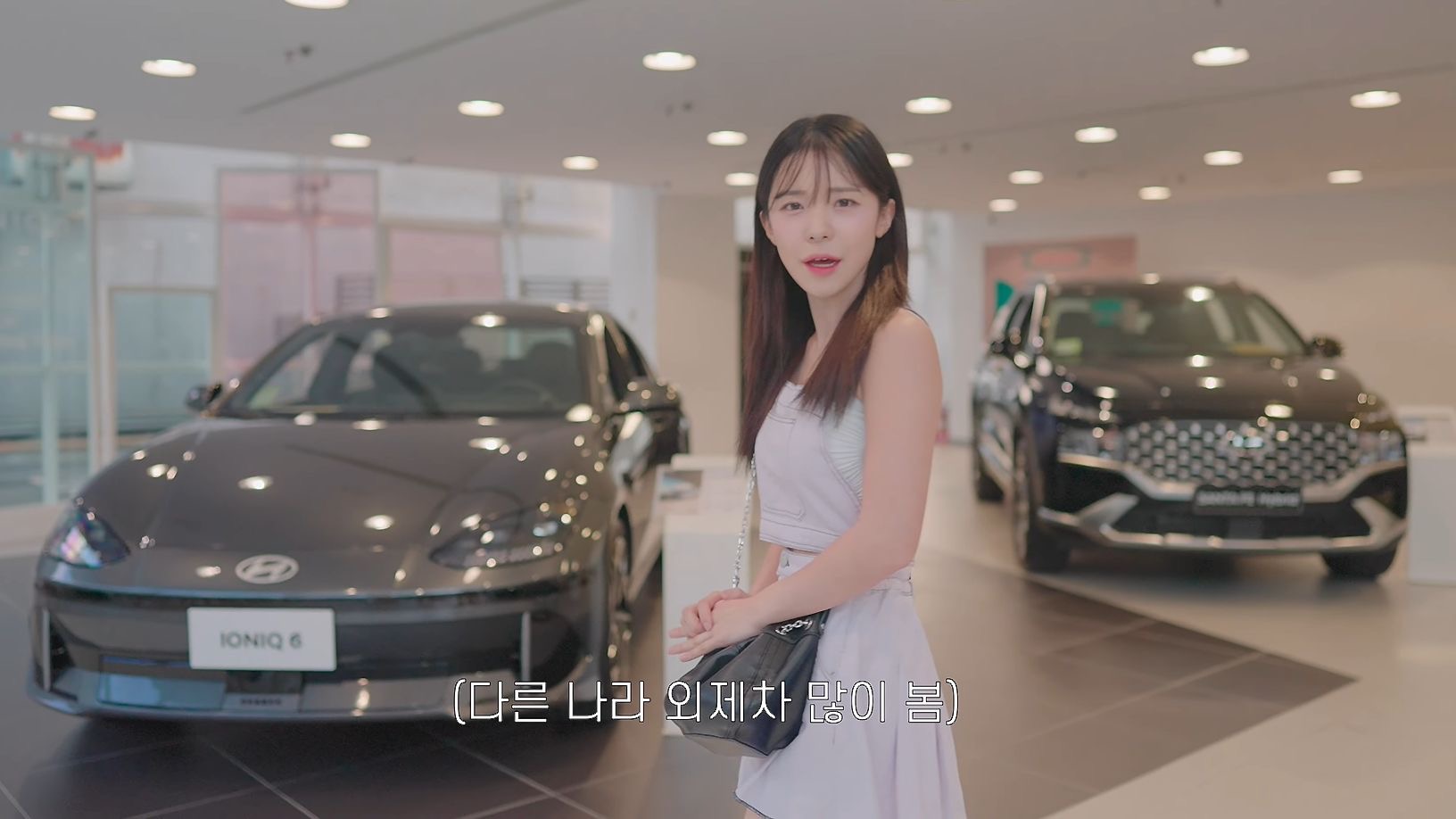 「現代的女兒」李多慧到台灣Hyundai展間賞車　聽聞新車價格嚇傻：我買不下去！