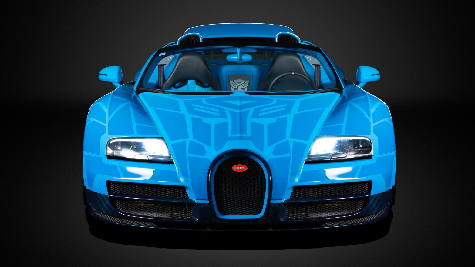 Bugatti Veyron Grand Sport Vitesse不夠稀奇？那變形金剛版有料吧