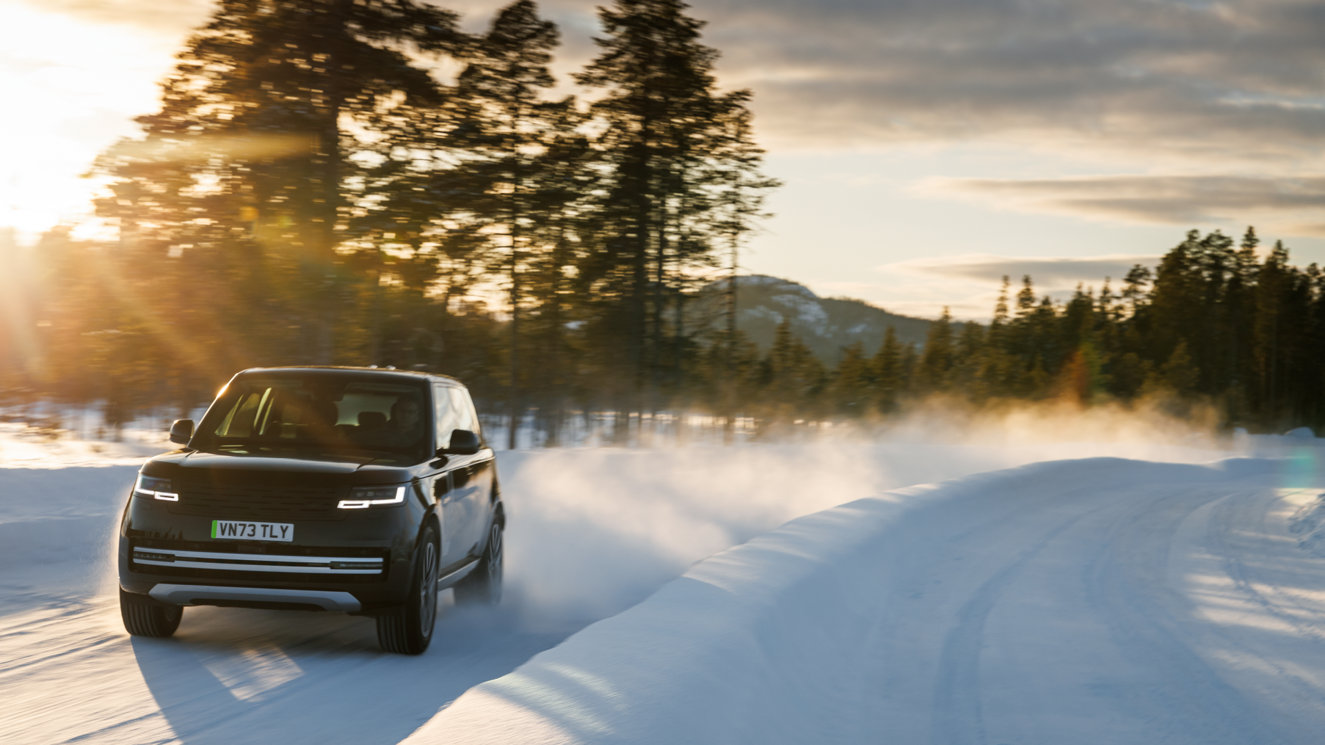 Range Rover Electric原型車從沙漠測到北極圈！純電���野SUV挑戰嚴苛環境耐用度