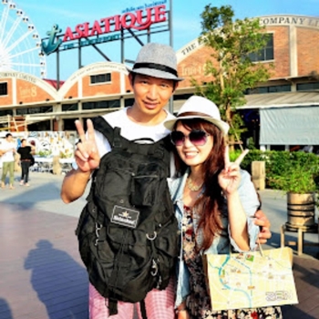 雨天撐傘照樣排爆!超強6家排隊名店:最難買烤香腸餐車、比臉大黑糖饅頭 img