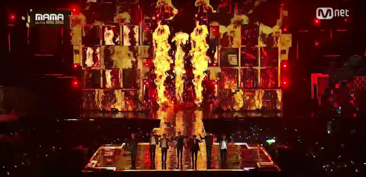 ▲圖片來源／Mnet Asian Music Awards #2016 MAMA    防彈少年團表演《Fire》 
