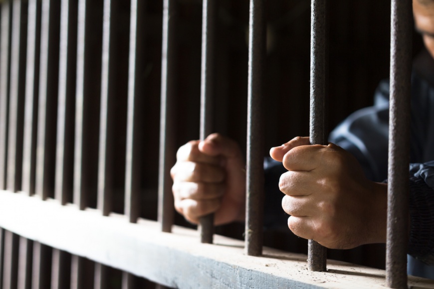 法律規定，犯罪判刑坐牢的司法官，出獄後還可以轉任律師，合理嗎? 示意圖／Shutterstock