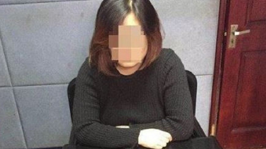 南京一名女子吸毒被逮，她向警方求饒放她一馬，瞎稱自己是因為經痛得靠吸毒止痛。(圖／翻攝自現代快報)