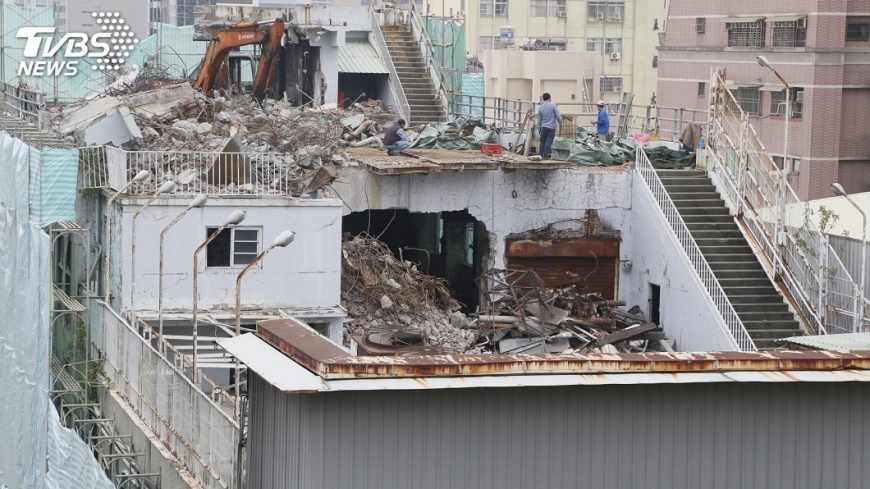 圖／中央社 首家現代化百貨公司　3個月內拆完改建停車場
