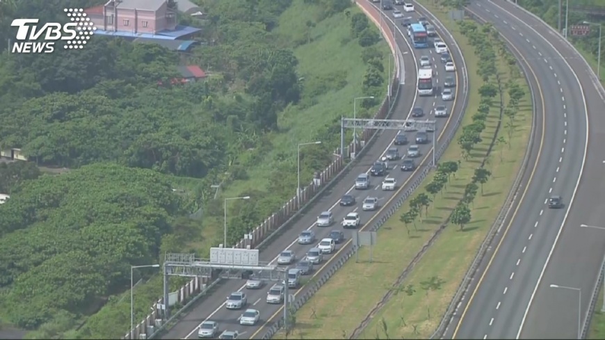 快訊/提前返鄉掃墓! 國1「彰化路段」今湧車潮
