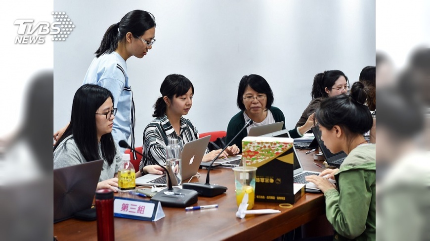 小組成員跨世代、跨領域的交流激盪出許多精彩的作品。