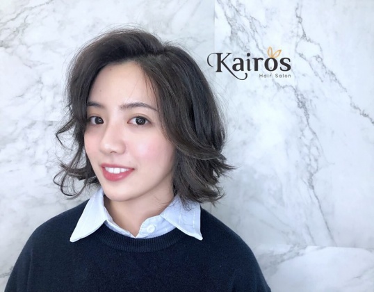 「學姊」黃瀞瑩新造型大改以往風格。圖/截取自臉書Kairos Hair Salon