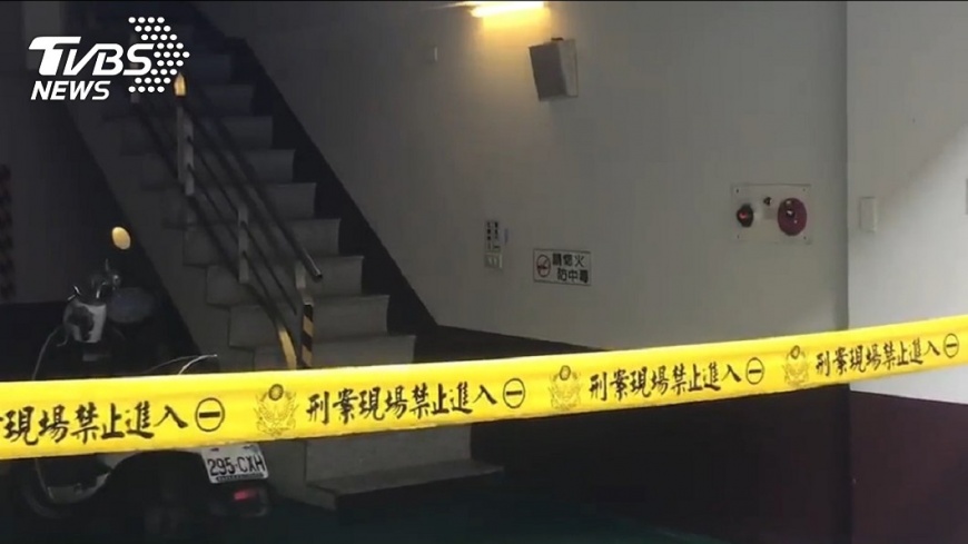 新北摩鐵離奇命案 男遭塑膠袋裹屍塞桌下 - 新北摩鐵離奇命案 男遭塑膠袋裹屍塞桌下.jpg 圖/TVBS