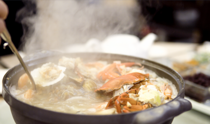 福隆福容大飯店季節限定海鮮湯泡飯。圖/福隆福容大飯店提供