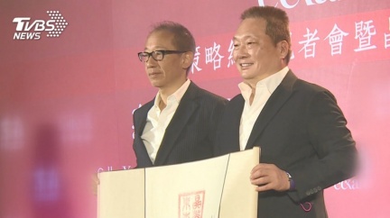 追柯文哲京華城案金流　東森總裁王令麟現身廉政署