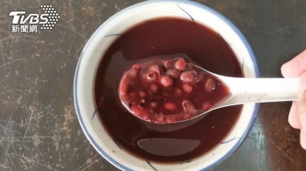 男追求不成送「加料紅豆湯」 她喝下慘永久癱瘓