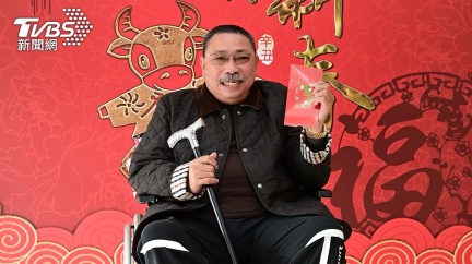 她都叫我爸!陳松勇「金飾、百萬霸氣寵看護」錢隨便花