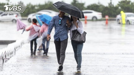 北台越晚越冷「高溫狂掉10度」 3地區變天轉雨