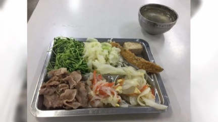 台中地院自助餐「4菜1肉1魚」 她曝超佛價格網驚呆