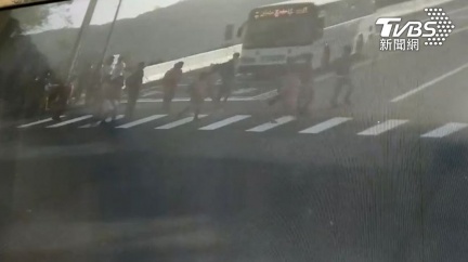 漢翔航空贈制服幫圓夢 台中女學霸父悲慟:爸爸感到光榮