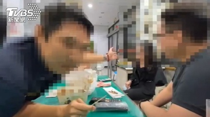 扯!見報案女子神似女星楊冪 員警主持賭局猜年齡還自拍