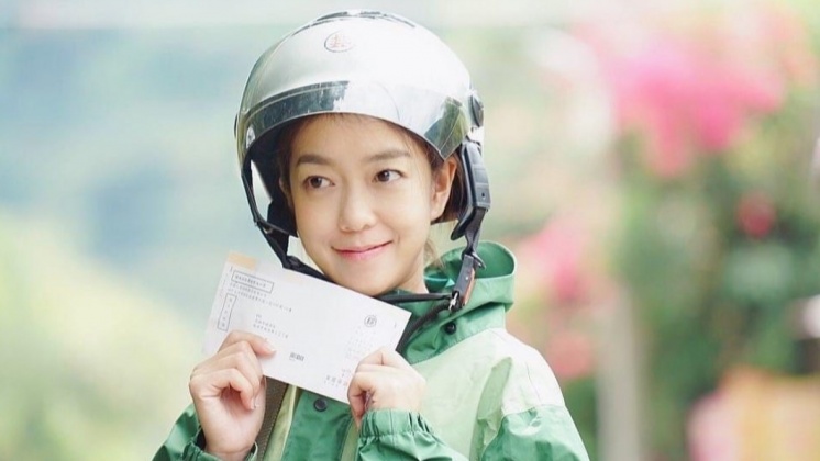 大霈（李霈瑜）憑《原來是匠紫》二度奪下「生活風格節目主持人獎」。（圖／翻攝自匠紫臉書）