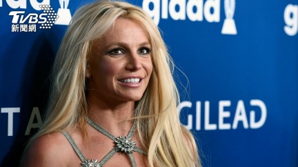 小甜甜布蘭妮涉酒駕　遭加州警上銬逮捕