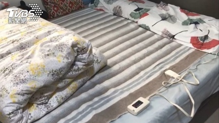 舊電毯丟回收還是垃圾？環保局曝正確做法：不用剪電線