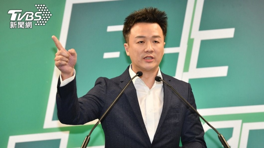 三立新聞台政論節目主持人李正皓於昨（19）日晚間七點在三立電視台錄影結束後，遭遇疑似預謀的辣椒水攻擊事件。（資料照／胡瑞麒攝）