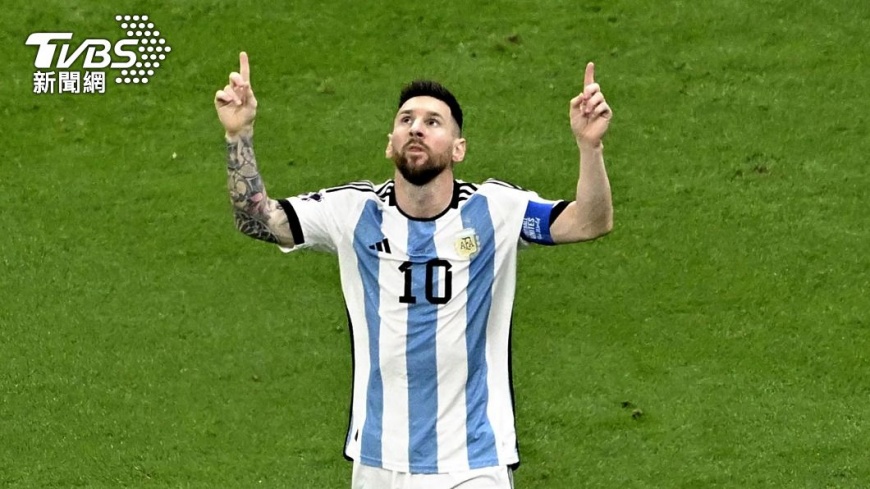 阿根廷證實，該國足球巨星梅西因肌肉傷勢將缺席兩場友誼賽。（圖／達志影像美聯社）