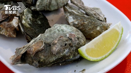 「這菌」是食物中毒元兇！吃生鮮魚貝類小心