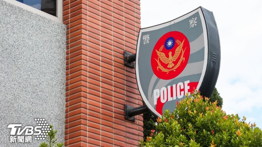台北市警局捷運警察隊一名員警遭女兒指控涉嫌性侵。（圖／TVBS）