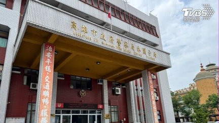 當詐團軍師！高雄林園分局港埔所遭搜索　再爆一員警涉案