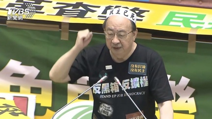柯建銘點名韓國瑜歷史罪人　聽命於北京「沒收民主」
