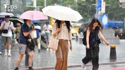 國慶先乾後濕變天！午後2地炸雷雨　最佳觀賞煙火點曝