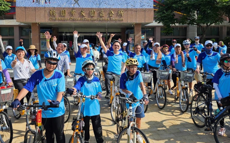 桃園市副市長蘇俊賓出席「雙港情懷-雙馬奔馳-齊遊大園」，陪同師生完成最後的回憶。