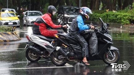 潭美外圍環流+東北季風　這1時間段降雨最劇烈