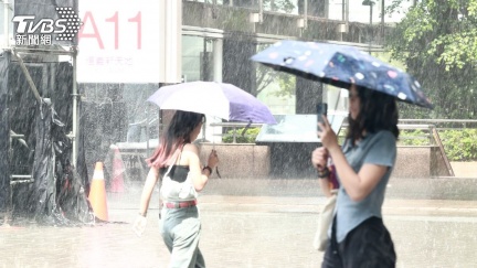 低壓籠罩濕答答！雨彈明轟大台北　本週雨區一圖看