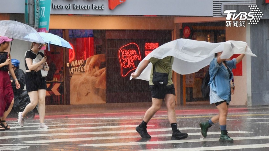 有些縣市颱風假卻無風無雨。（示意圖／胡瑞麒攝）