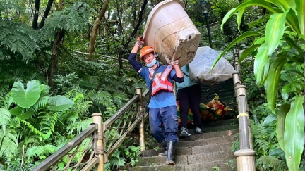 中和+新店人中鏢登革熱　天山公園、三介廟封山1個月