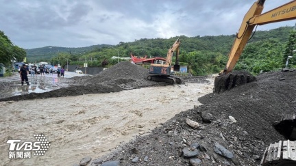 山陀兒暴雨狂灌台東「土石流斷路」！南迴公路三和路段雙向中斷