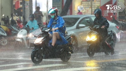 午後雨開炸！對流旺盛「4縣市大雨特報」下到晚上