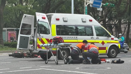 北市松山嚴重車禍　疑計程車搶快女騎士傷重不治