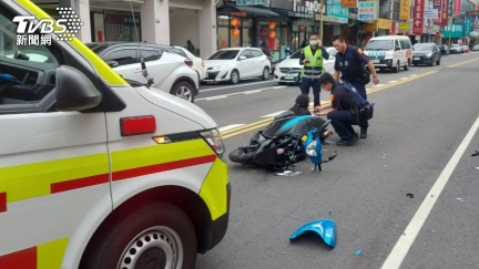 獨／台中2機車嚴重碰撞！6月大男嬰重摔沒了心跳