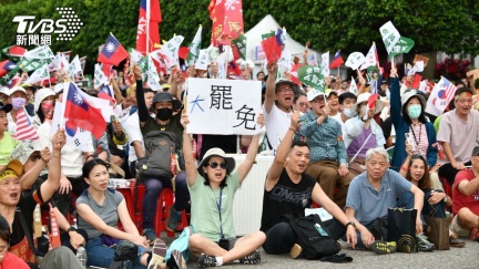 724凱道見！民進黨聯手罷團「罷前之夜」　青鳥開票夜返立院